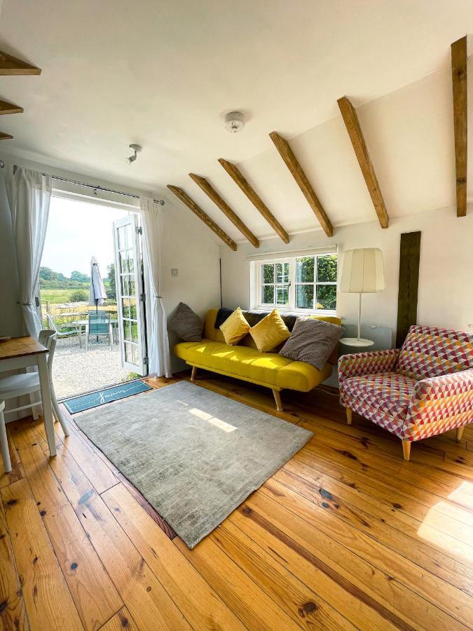 Holmdale Holiday Cottages Rye Exterior photo